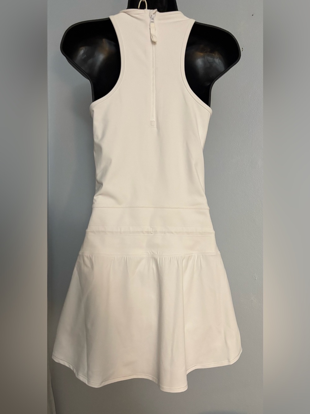 Vuori Cream Sleeveless Drawstring Waist Tennis Dress - Picture 2 of 7